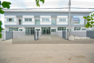 ขาย - โครงการใหม่ THEE Home ปทุมธานี คลอง 5 ทาวน์โฮม 2 ชั้น หน้ากว้าง 5.5 เมตร 3 ห้องนอน 3 ห้องน้ำ, ปทุมธานี