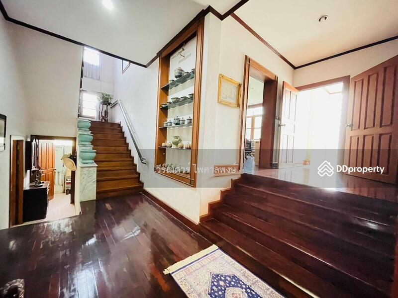 ขายบ้านริมน้ำ อ.ปทุมธานี (วิวสนามกอล์ฟ) 374 ตร.ว. 4 นอน 4 น้ำ 550 ตร.ม. พร้อมเรือนรับรองแขกริมน้ำ แล