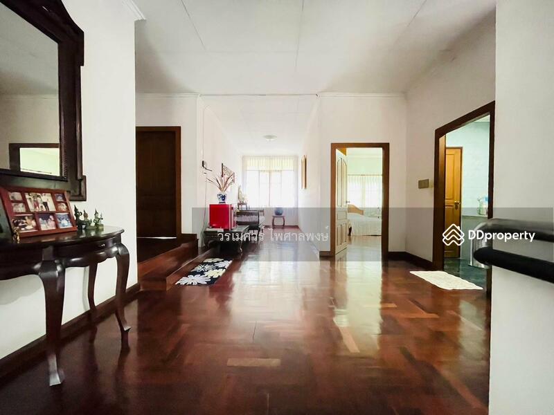 ขายบ้านริมน้ำ อ.ปทุมธานี (วิวสนามกอล์ฟ) 374 ตร.ว. 4 นอน 4 น้ำ 550 ตร.ม. พร้อมเรือนรับรองแขกริมน้ำ แล