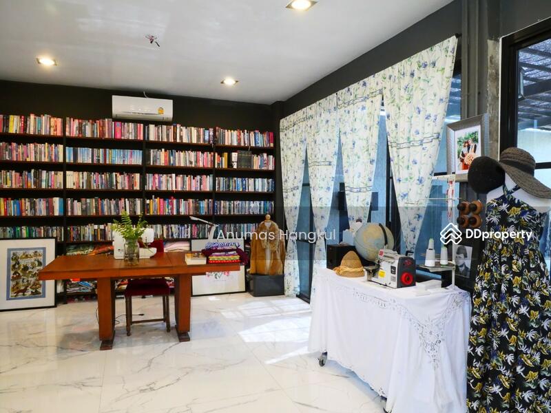 For Sale - Paravee Petchkasem 63, Bangkok