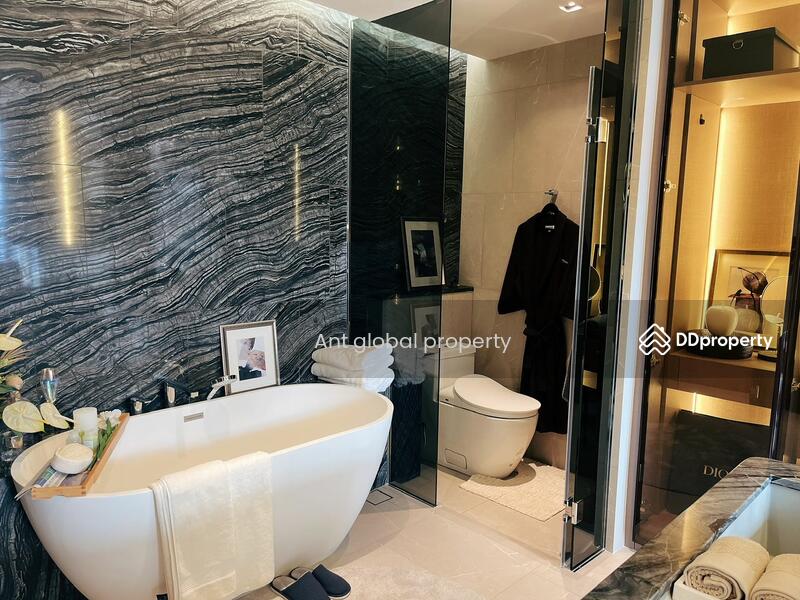 The Reserve Sukhumvit 61, Bangkok, 78 Soi Sukhumvit 61, Khlong Tan Nua, Watthana, Bangkok, 2 Bedrooms, 150 sqm, Condo For Rent, by Yuanyuan chen, 10708095 - DDproperty.com