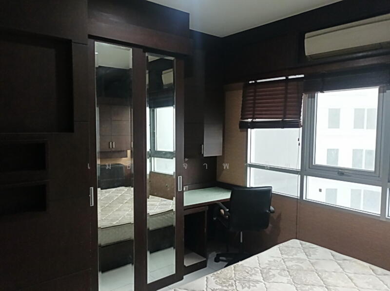 ห้องนอนเล็ก - 2nd Bedroom