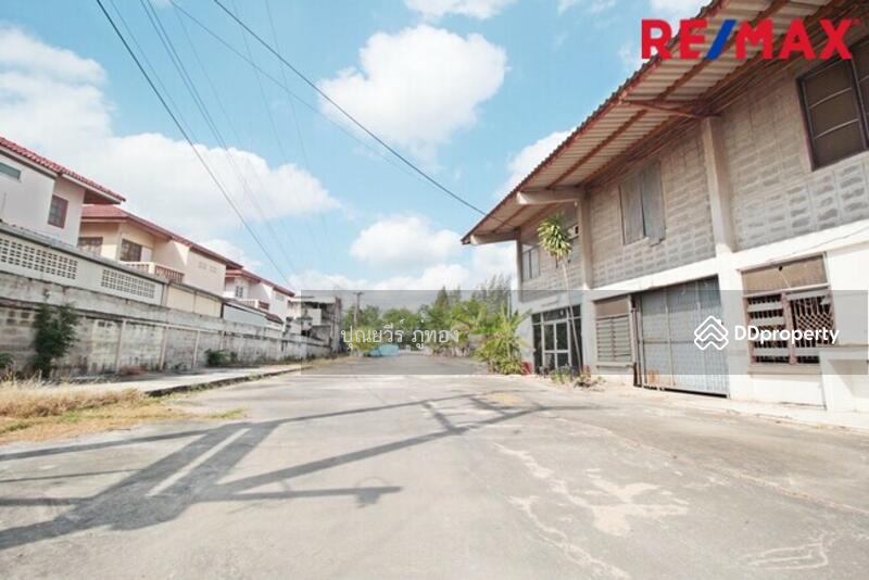 ขาย ที่ดิน ติดถนนเพชรเกษม ปราณบุรี หัวหิน ตรงข้ามค่ายธนะรัชต์ 12 ไร่ ราคาถูก