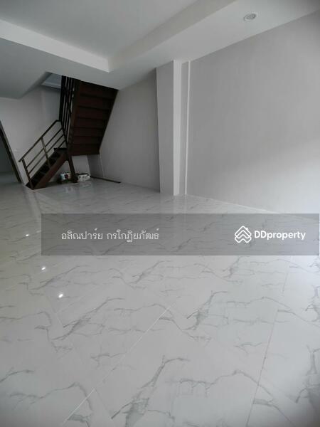 ลาดพร้าว41, Bangkok, Chan Kasem, Chatuchak, Bangkok, 2 Bedrooms, 150 sqm, Townhouse For Sale, by ไอรินทร์ อัครชัยธนรักษ์, 10717050 - DDproperty.com