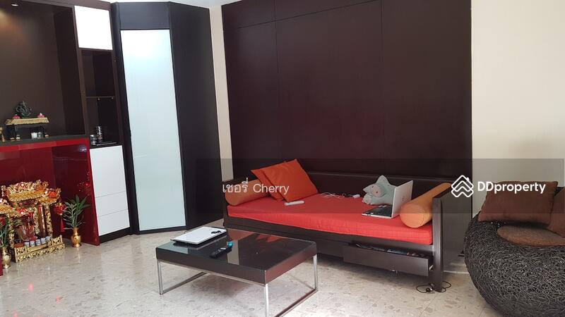 Bangkok Villa, Bangkok, Pradit Manutham Road, Wang Thonglang, Bangkok, 4 Bedrooms, 300 sqm, Single Detached House For Rent, by Tamita Kongsoithong, 10722325 - DDproperty.com