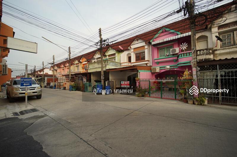 Townhouse for sale in Wang Thong River Park., Pathum Thani, Khu Khot, Lam Luk Ka, Pathum Thani, 3 Bedrooms, 100 sqm, Townhouse For Sale, by สุภิญญา นามพงษ์, 10722651 - DDproperty.com
