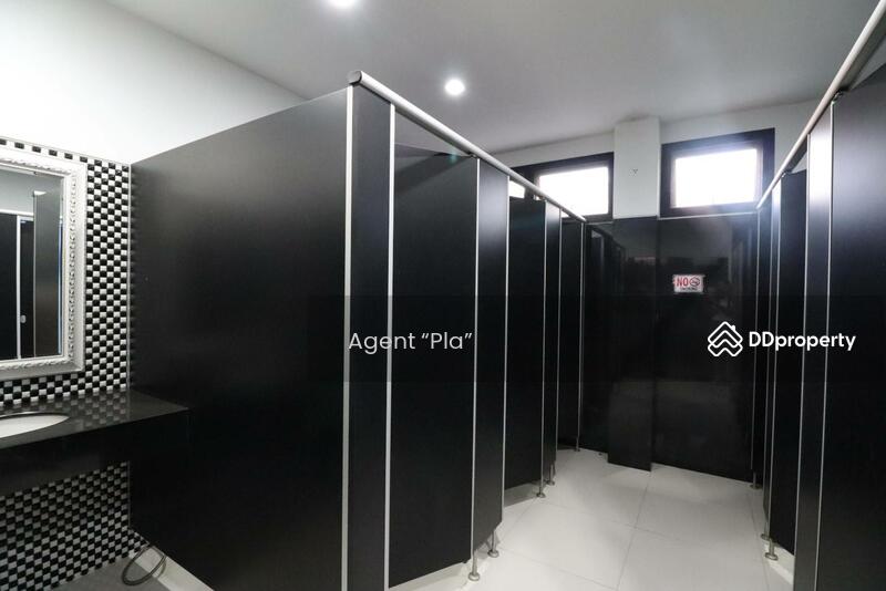 Beautiful decorated office building for rent near Bangkok Hospital Soi Soonvijai (SPSP516), Bangkok, Bang Kapi, Huai Khwang, Bangkok, , 1,500 sqm, Office Space For Rent, by Agent “Pla”, 10725463 - DDproperty.com