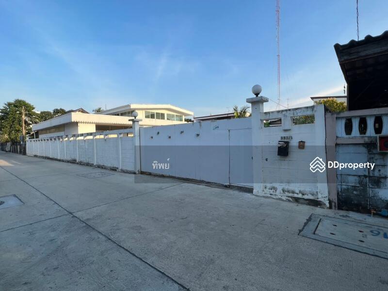 ขาย - ที่ดินแถมบ้าน รัชดา42, กรุงเทพ