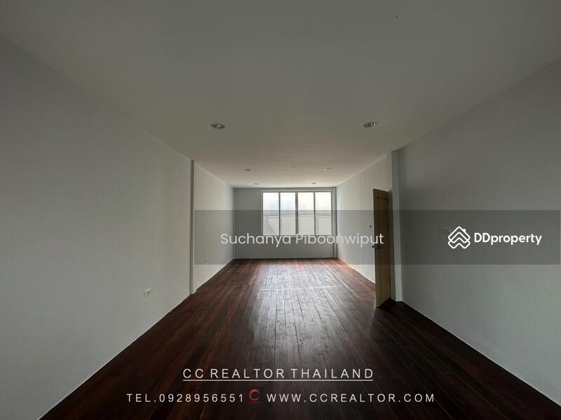 For Rent - Townhouse For Rent : Ekamai 12 Open For Home office, Bangkok