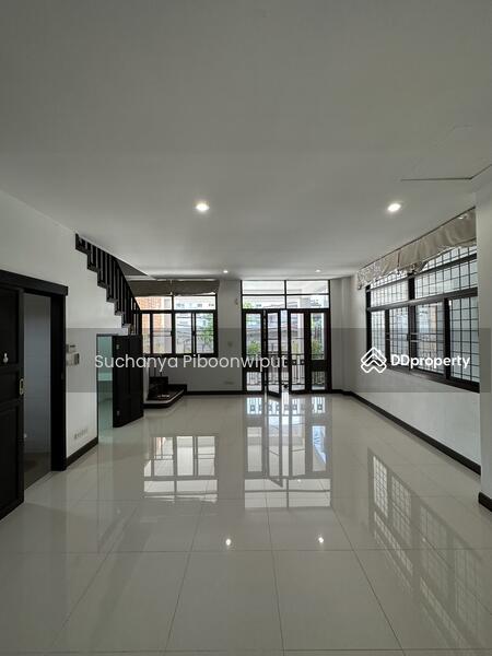 TownHouse Pridi Pranomyong 20 Pet Friendly, Bangkok, Pridi Pranomyong 20, Phra Kanong Nua, Watthana, Bangkok, 4 Bedrooms, 400 sqm, Townhouse For Rent, by Suchanya Piboonwiput, 10731018 - DDproperty.com