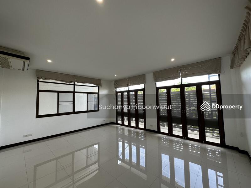 TownHouse Pridi Pranomyong 20 Pet Friendly, Bangkok, Pridi Pranomyong 20, Phra Kanong Nua, Watthana, Bangkok, 4 Bedrooms, 400 sqm, Townhouse For Rent, by Suchanya Piboonwiput, 10731018 - DDproperty.com