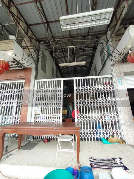 อาคารพาณิชย์ 4 คูหา #มีห้องเย็นไว้แช่ผักและผลไม้ สภาพดีมากก #ด้านหลังมีทางออก #ตลาดสี่มุมเมือง, ปทุมธานี, คูคต, ลำลูกกา, ปทุมธานี, 100 ตร.ม., กิจการ ขาย, โดย Khun Tassanee, 10732860 - DDproperty.com