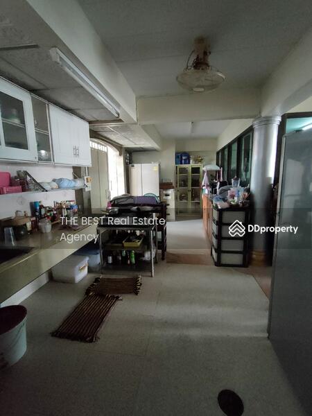 อาคารพาณิชย์ 4 คูหา #มีห้องเย็นไว้แช่ผักและผลไม้ สภาพดีมากก #ด้านหลังมีทางออก #ตลาดสี่มุมเมือง, Pathum Thani, Khu Khot, Lam Luk Ka, Pathum Thani, , 100 sqm, Business For Sale, by Khun Tassanee, 10732860 - DDproperty.com