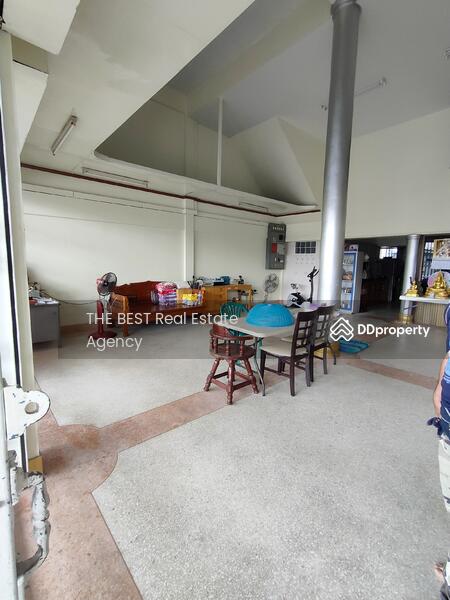 อาคารพาณิชย์ 4 คูหา #มีห้องเย็นไว้แช่ผักและผลไม้ สภาพดีมากก #ด้านหลังมีทางออก #ตลาดสี่มุมเมือง, Pathum Thani, Khu Khot, Lam Luk Ka, Pathum Thani, , 100 sqm, Business For Sale, by Khun Tassanee, 10732860 - DDproperty.com