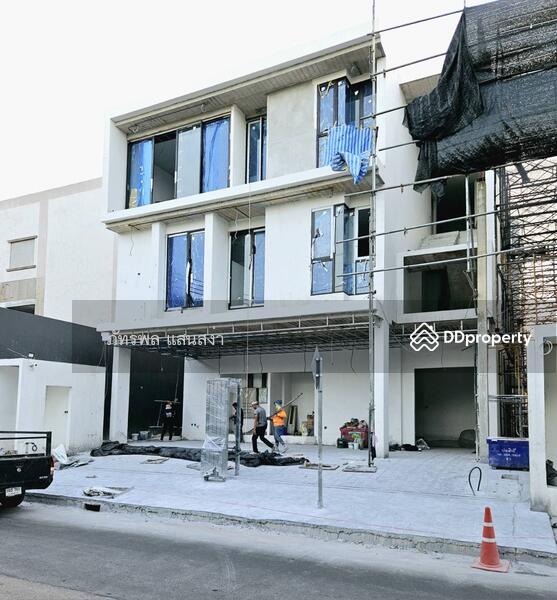 ภาพบรรยากสศขณะก่อสร้าง