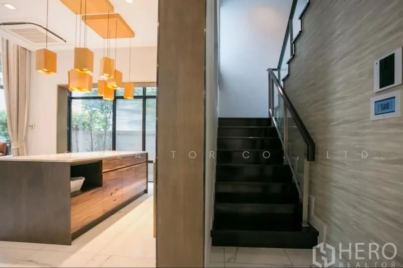 The Gentry Ekamai-Ladprao, Bangkok, 90 Soi Ladprao 94, Phlapphla, Wang Thonglang, Bangkok, 3 Bedrooms, 380 sqm, Single Detached House For Rent, by Hero Realtor Co., Ltd., 10742563 - DDproperty.com