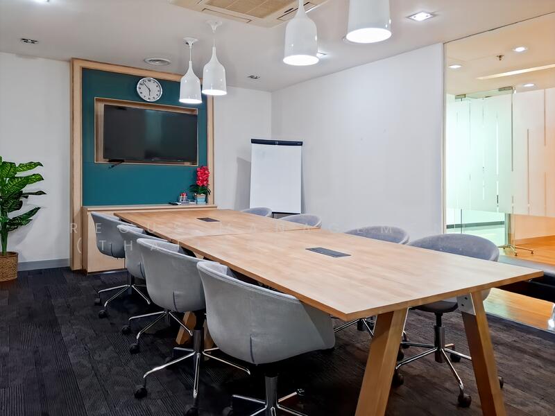 Regus Interchange 21, Bangkok, 399 Sukhumvit Road, Khlong Tan Nua, Watthana, Bangkok, , 70 sqm, Office Space For Rent, by IWG SERVICES (THAILAND) COMPANY LIMITED, 10744672 - DDproperty.com