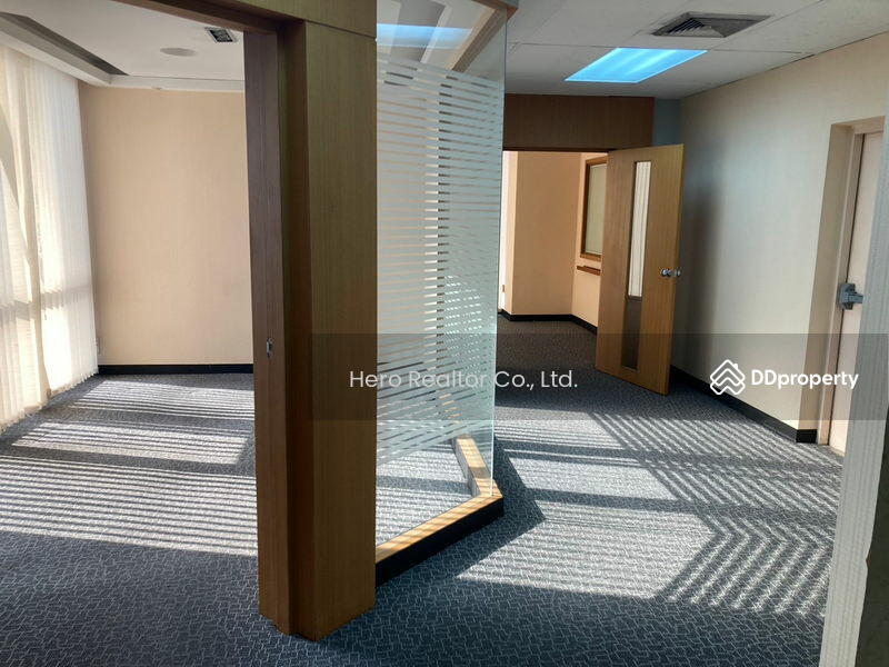 ให้เช่า - Bangkok Office Sukhumvit BTS Asok MRT Phetchaburi BRE19241, กรุงเทพ