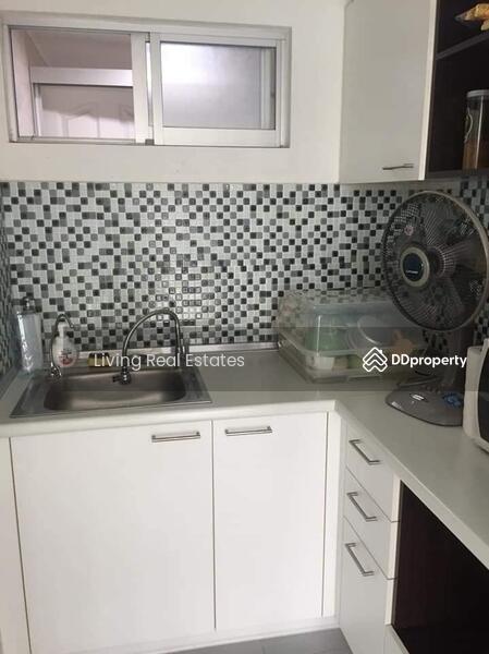 Lumpini Ville Ramkhamhaeng 26, Bangkok, Soi Ramkamhang 26,  Huamark Road, Hua Mak, Bang Kapi, Bangkok, 1 Bedroom, 33 sqm, Condo For Sale, by Living Real Estates, 10749013 - DDproperty.com