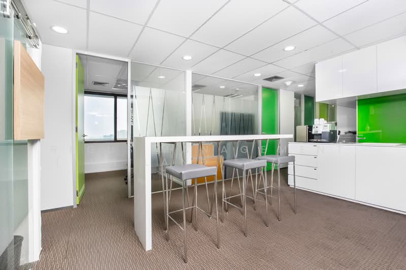 Bangna Tower, Bangkok, 14 Bangna – Trad Road, Bang Na, Bang Na, Bangkok, , 120 sqm, Office Space For Rent, by Regus Management (Thailand) Co., Ltd., 10755595 - DDproperty.com