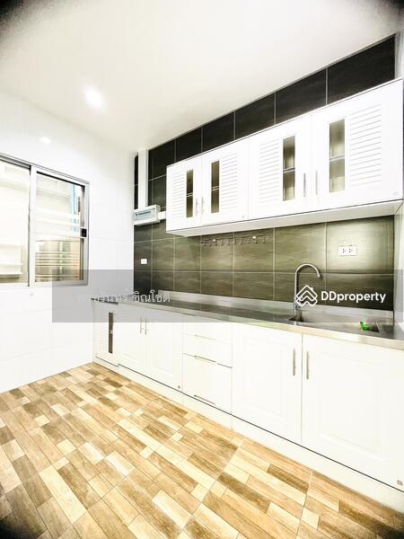 Baan Klang Muang Urbanion Srinakarin, Bangkok, Soi Srinakarin 46, Nong Bon, Prawet, Bangkok, 3 Bedrooms, 180 sqm, Townhouse For Rent, by ปรินทร์ญาดา ชิณโชติ, 10761479 - DDproperty.com