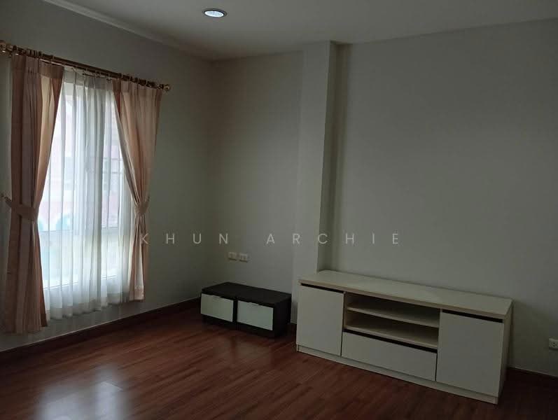 Baan Klang Muang Luzern Sukhumvit : บ้านกลางเมือง ลูเซิร์น สุขุมวิท (อ่อนนุช 46), กรุงเทพ, ถนนสุขุมวิท 77, สวนหลวง, กรุงเทพ, 220 ตร.ม., ทาวน์เฮ้าส์ ให้เช่า, โดย Khun Archie, 10762488 - DDproperty.com