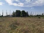 ที่ดิน 83 ไร่, สกลนคร