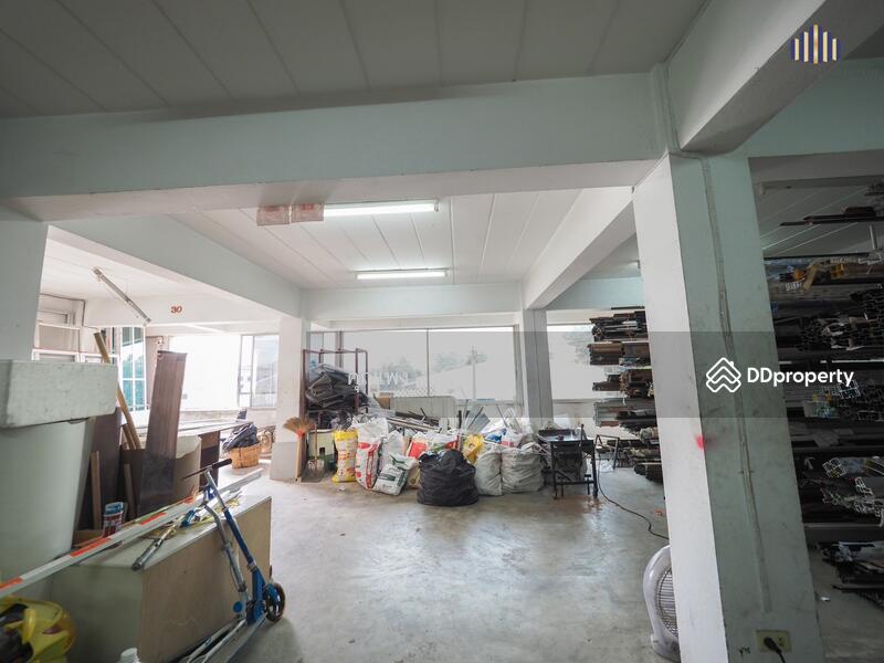 ขายอาคารสำนักงาน ติดถนนสุทธิสารวินิจฉัย-รัชดา 104 ตร.ว. พื้นที่ใช้สอย 1600 ตร.ม. 5 ชั้น 