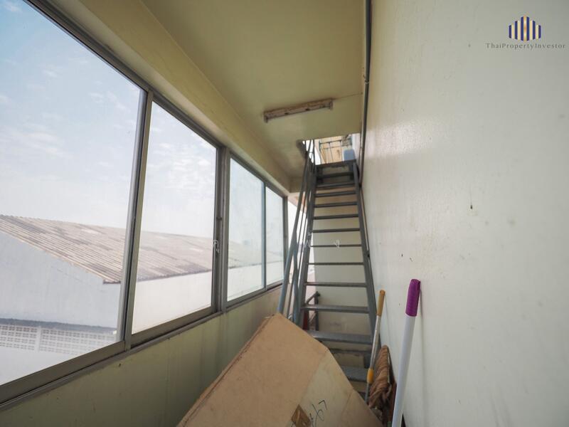 For Sale - ขายอาคารสำนักงานทำเลทองติดถนนสุทธิสารวินิจฉัย-รัชดา พื้นที่ 104 ตร.ว.จำนวน 5 ชั้น ลิฟต์ 1 ตัว, Bangkok