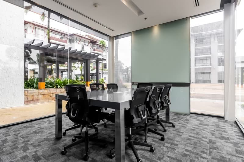 Royal Phuket Marina, Phuket, Thepkasattri Road, Ko Kaeo, Muang Phuket, Phuket, , 60 sqm, Office Space For Rent, by Regus Management (Thailand) Co., Ltd., 10765880 - DDproperty.com