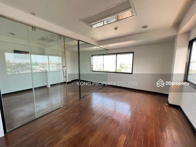 ให้เช่าโกดัง พร้อมสำนักงาน พระโขนง กรุงเทพ ใกล้BTSปุณณวิถี, Bangkok, Bang Chak, Phra Khanong, Bangkok, , 1,000 sqm, Warehouse/Factory For Rent, by Jakarin Houpramong, 10766781 - DDproperty.com