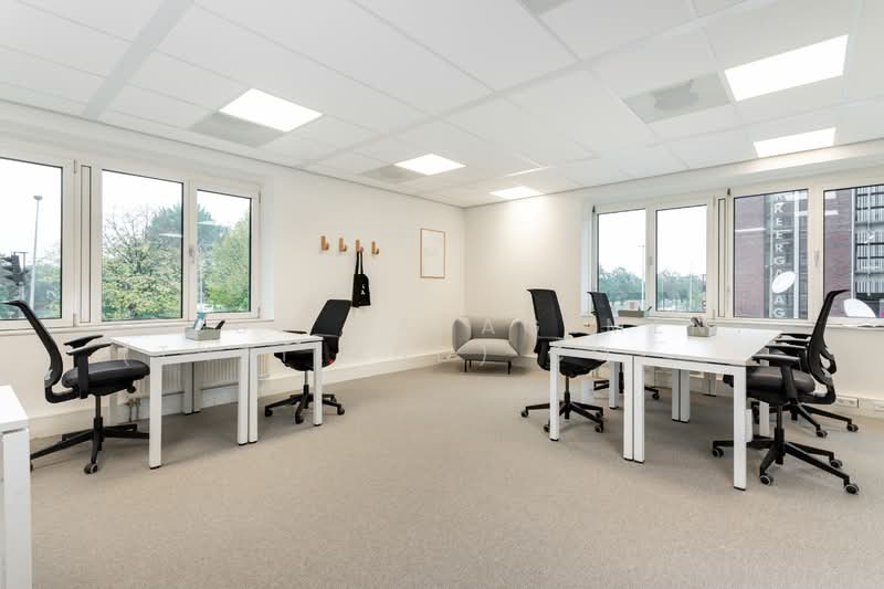 Spaces Summer Hill, Bangkok, 1106 Sukhumvit Road, Phra Kanong, Khlong Toei, Bangkok, , 20 sqm, Office Space For Rent, by IWG SERVICES (THAILAND) COMPANY LIMITED, 10768986 - DDproperty.com