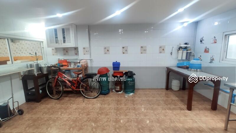 ขาย - ขาย ตึก อาคารพาณิชย์ 5 ชั้น 20.3 ตร.ว. ติดถนนรามคำแหง ใกล้สถานีรถไฟฟ้าสายสีส้ม สถานีน้อมเกล้า, กรุงเทพ