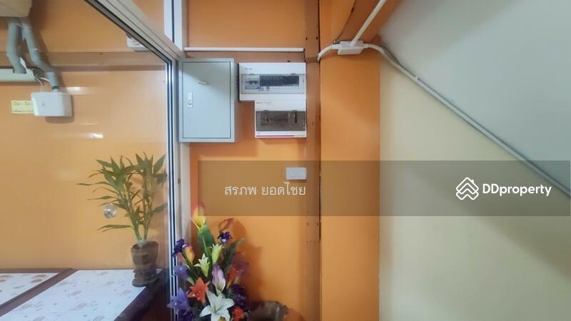 ขาย - ขาย ตึก อาคารพาณิชย์ 5 ชั้น 20.3 ตร.ว. ติดถนนรามคำแหง ใกล้สถานีรถไฟฟ้าสายสีส้ม สถานีน้อมเกล้า, กรุงเทพ
