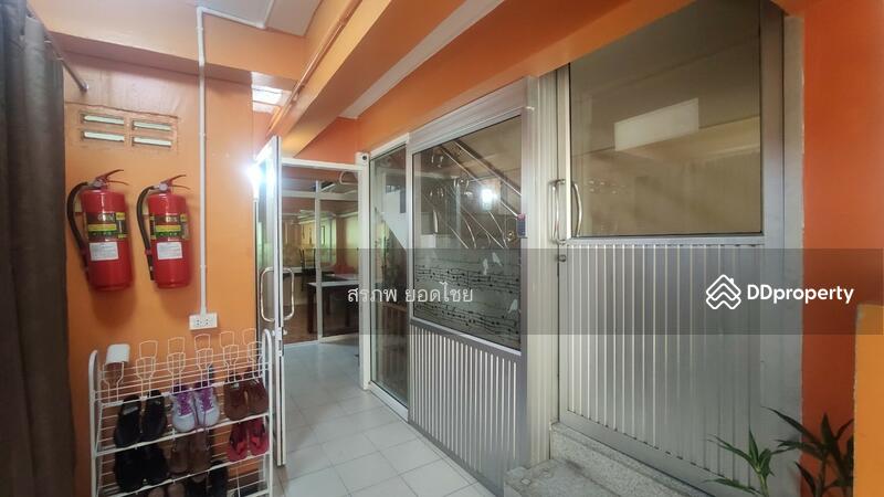 ขาย - ขาย ตึก อาคารพาณิชย์ 5 ชั้น 20.3 ตร.ว. ติดถนนรามคำแหง ใกล้สถานีรถไฟฟ้าสายสีส้ม สถานีน้อมเกล้า, กรุงเทพ
