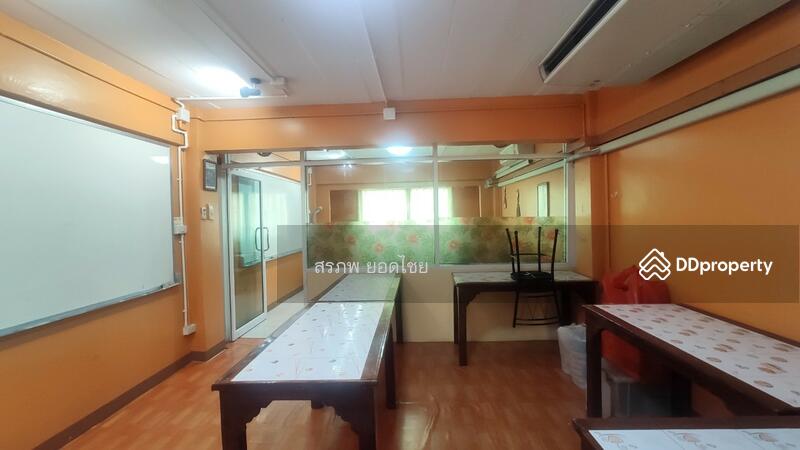 ขาย - ขาย ตึก อาคารพาณิชย์ 5 ชั้น 20.3 ตร.ว. ติดถนนรามคำแหง ใกล้สถานีรถไฟฟ้าสายสีส้ม สถานีน้อมเกล้า, กรุงเทพ