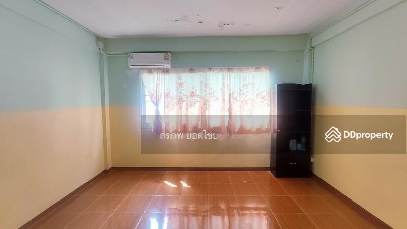 ขาย - ขาย ตึก อาคารพาณิชย์ 5 ชั้น 20.3 ตร.ว. ติดถนนรามคำแหง ใกล้สถานีรถไฟฟ้าสายสีส้ม สถานีน้อมเกล้า, กรุงเทพ