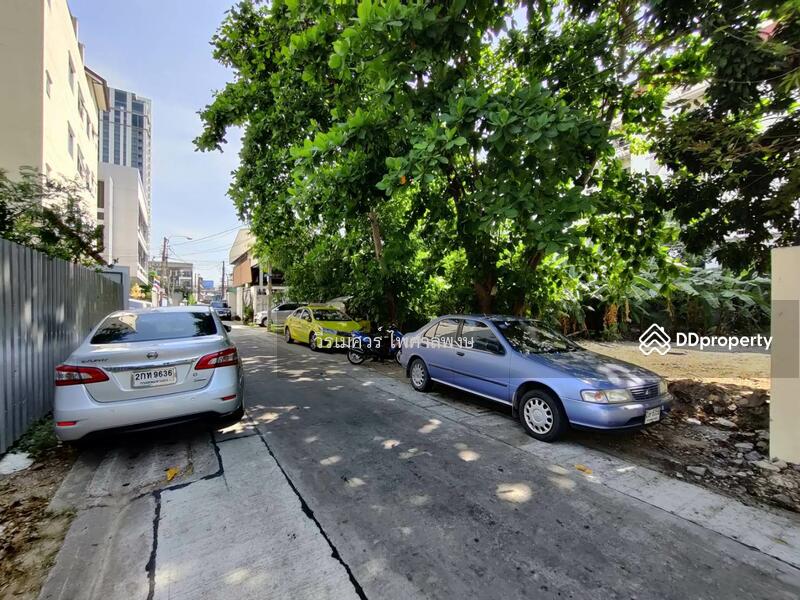 ขายที่ดิน ศรีนครินทร์ (ใกล้สถานี BTS สายสีเหลือง ระยะเดินได้เพียง 180 m.) 170 ตารางวา เหมาะสร้าง Con