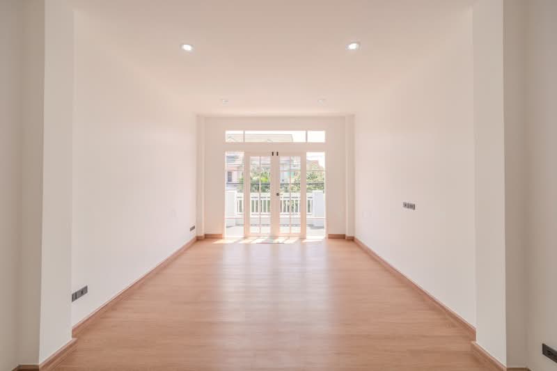 Parkway Chalet Ramkhamhaeng, Bangkok, 103 Ramkhamhaeng Road, Min Buri, Min Buri, Bangkok, 3 Bedrooms, 292 sqm, Single Detached House For Sale, by Wilasinee Yonin, 10775527 - DDproperty.com