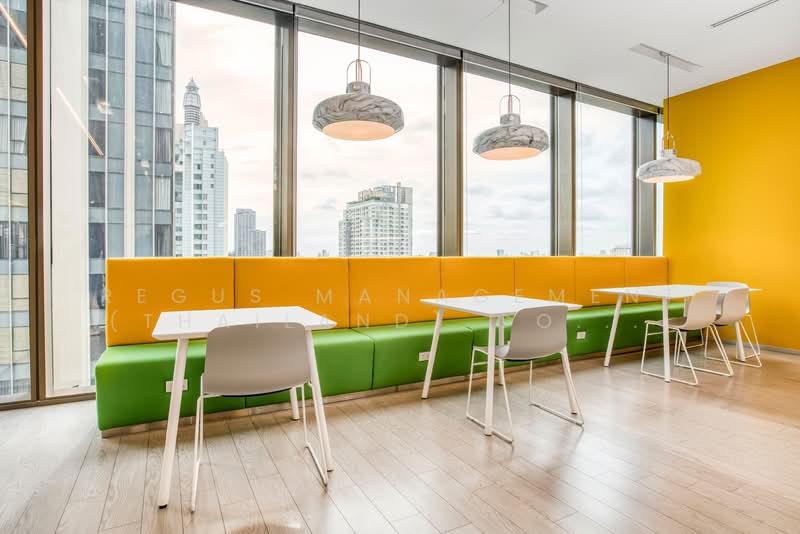 Singha Complex, Bangkok, 1788 New Petchaburi Road, Bang Kapi, Huai Khwang, Bangkok, , 120 sqm, Office Space For Rent, by Regus Management (Thailand) Co., Ltd., 10776251 - DDproperty.com
