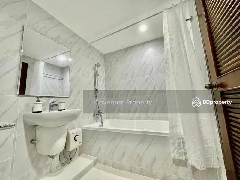 Supalai Place Sukhumvit 39, Bangkok, 175-179 Soi Sukhumvit 39 Sukhumvit Road, Khlong Tan Nua, Watthana, Bangkok, 1 Bedroom, 60 sqm, Condo For Rent, by Caveman Property, 10779258 - DDproperty.com