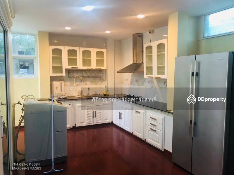 For Rent - Townhouse for rent Metro Town Kanlapaphruek Road, Bangkok