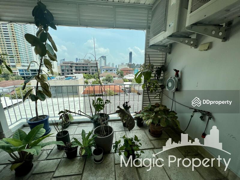 Tristan Sukhumvit 39, Bangkok, 23/1  Soi Sukhumvit 39, Sukhumvit Road, Khlong Tan Nua, Watthana, Bangkok, 3 Bedrooms, 153 sqm, Condo For Rent, by Magic Property, 10784405 - DDproperty.com