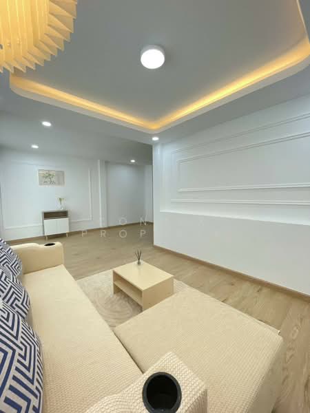 Moobaan Piyawararom Khlong 4, Pathum Thani, Sawai Pracharat Road, Bang Yitho, Thanyaburi, Pathum Thani, 4 Bedrooms, 145 sqm, Townhouse For Sale, by Connex Property, 10786708 - DDproperty.com