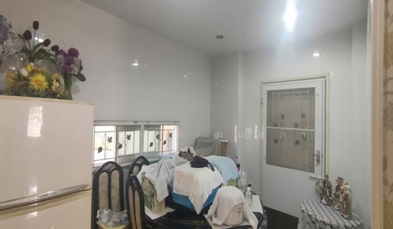 ที่ดินพร้อมบ้านเดี่ยว หมู่บ้าน ร่มเย็น 5 เนื้อที่ 60 ตรว. ถนนพระยาสุเรนทร์ เขตมีนบุรี, กรุงเทพ, ถนนหลัก พระยาสุเรนทร์ ถนนรอง ถนนในหมู่บ้านร่มเย็น, มีนบุรี, กรุงเทพ, 160 ตร.ม., บ้านเดี่ยว ขาย, โดย ชนะชาติ นนท์ตา, 10790184 - DDproperty.com