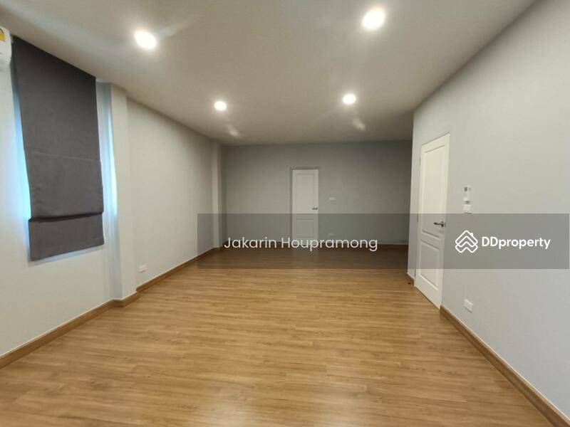 Centro Ratchapruek-Suan Phak, Nonthaburi, Bangkruai Jongtanom, Bang Kruai, Bang Kruai, Nonthaburi, 4 Bedrooms, 300 sqm, Single Detached House For Rent, by Jakarin Houpramong, 10790641 - DDproperty.com