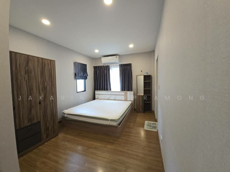 Centro Ratchapruek-Suan Phak, Nonthaburi, Bangkruai Jongtanom, Bang Kruai, Bang Kruai, Nonthaburi, 4 Bedrooms, 300 sqm, Single Detached House For Rent, by Jakarin Houpramong, 10790641 - DDproperty.com