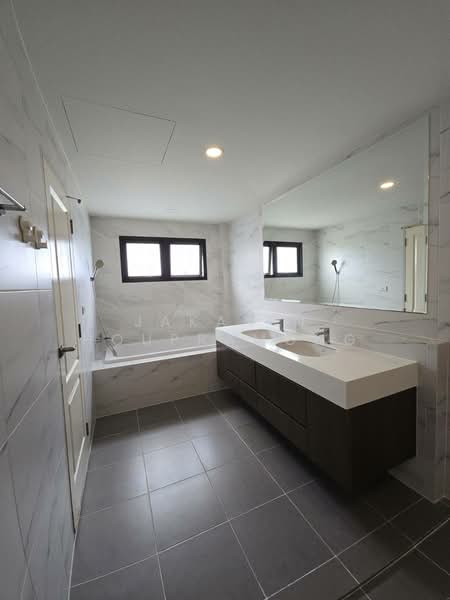 Centro Ratchapruek-Suan Phak, Nonthaburi, Bangkruai Jongtanom, Bang Kruai, Bang Kruai, Nonthaburi, 4 Bedrooms, 300 sqm, Single Detached House For Rent, by Jakarin Houpramong, 10790641 - DDproperty.com