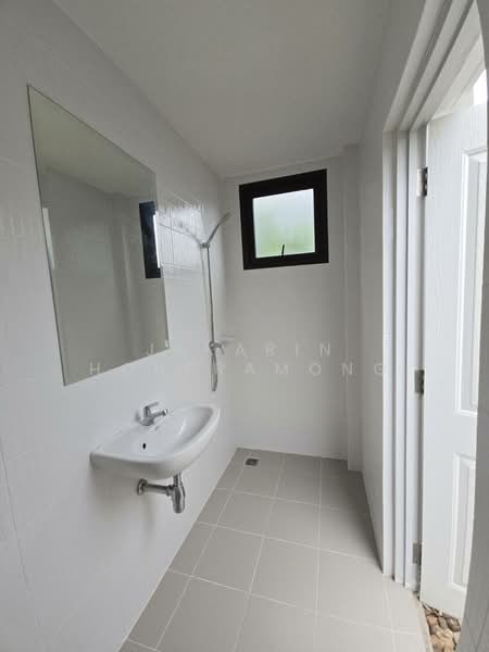 Centro Ratchapruek-Suan Phak, Nonthaburi, Bangkruai Jongtanom, Bang Kruai, Bang Kruai, Nonthaburi, 4 Bedrooms, 300 sqm, Single Detached House For Rent, by Jakarin Houpramong, 10790641 - DDproperty.com