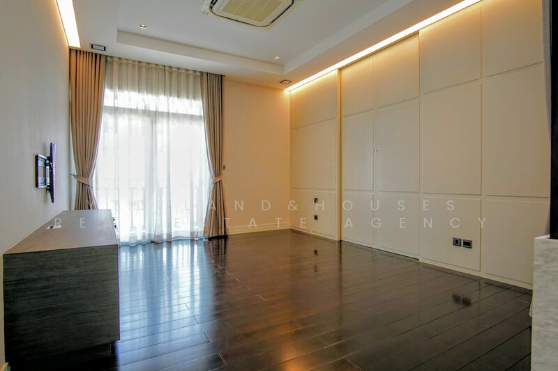 Nantawan Bangna Km.7, Samut Prakan, 98 Bangna-Trad Road, Bang Kaeo, Bang Plee, Samut Prakan, 4 Bedrooms, 283 sqm, Single Detached House For Sale, by YTD Land&houses Real Estate Agency, 10798617 - DDproperty.com